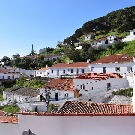 Hillside 2 Aljezur Old Town 게스트하우스 외부 사진