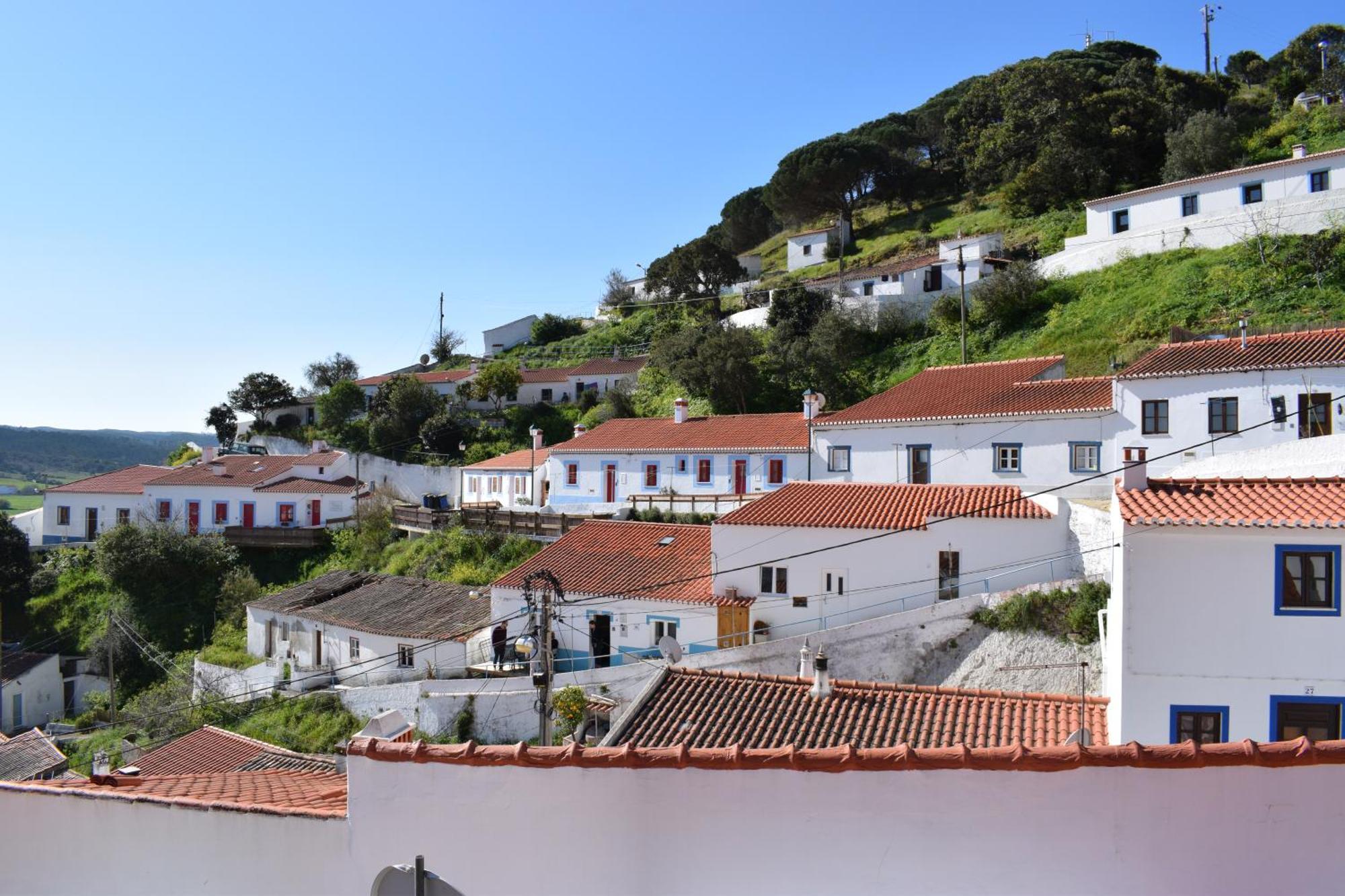 Hillside 2 Aljezur Old Town 게스트하우스 외부 사진